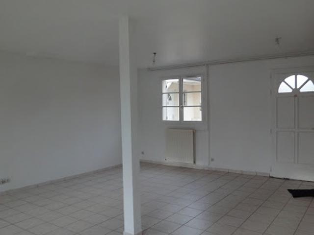 Location Maison 5 pièces 99 m2 Lacroix Saint Ouen