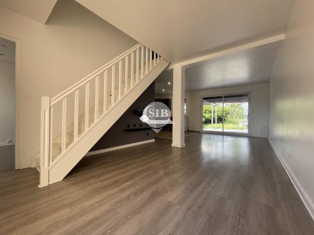 Location Maison 5 pièces 99m² BALLAINVILLIERS 91160