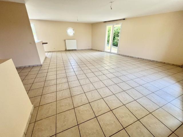 Location Maison 5 pièces 99m² COUZEIX 87270