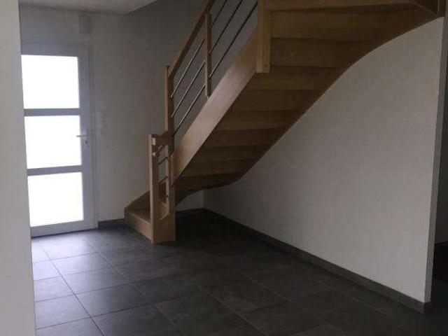 Location maison 5 pièces Bringolo 22