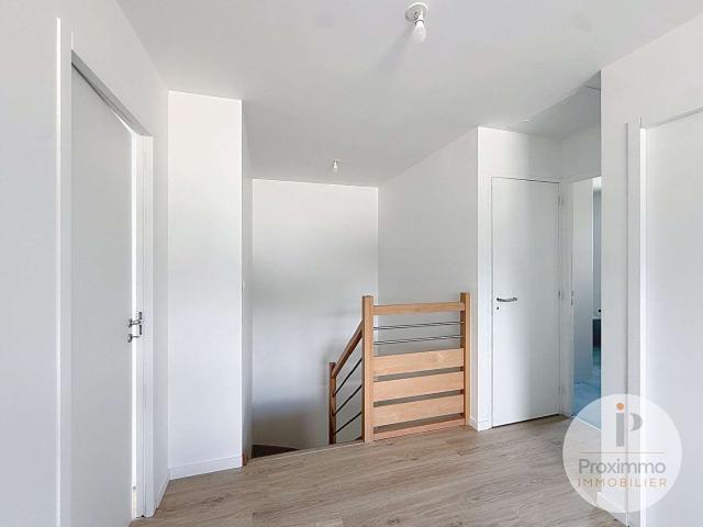 Location maison 5 pièces Pont Rean 35