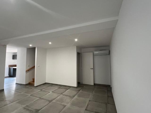 Location maison, 67 m² T 3 à Castres, 815 €