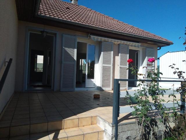 Location Maison 6 pièces 103m² HAUTERIVE 03270