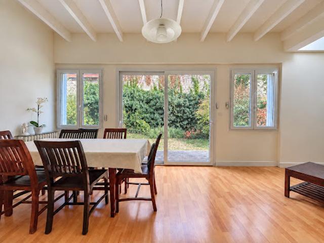 Location Maison 6 pièces 117.99 m2 Bordeaux