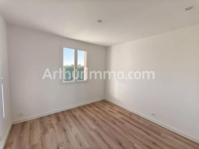 Location Maison 6 pièces 118 m2 à Thorrenc