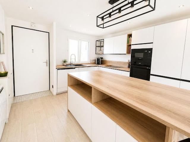 Location Maison 6 pièces 119.69 m2 Montigny le Bretonneux