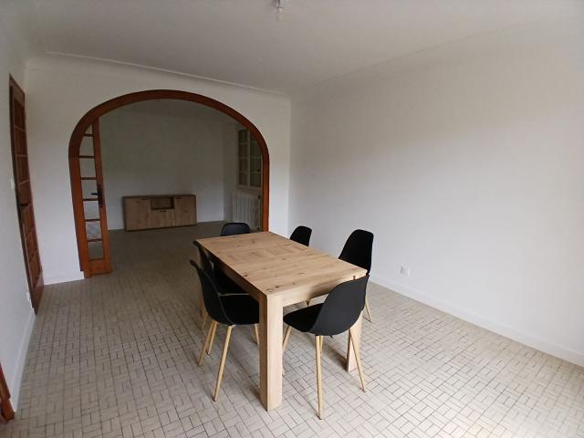 Location maison 6 pièces, 112.45m², Pouzauges