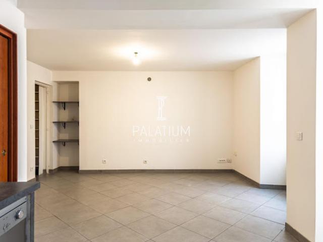 Location Maison 6 pièces 112.98 m2 Oraison