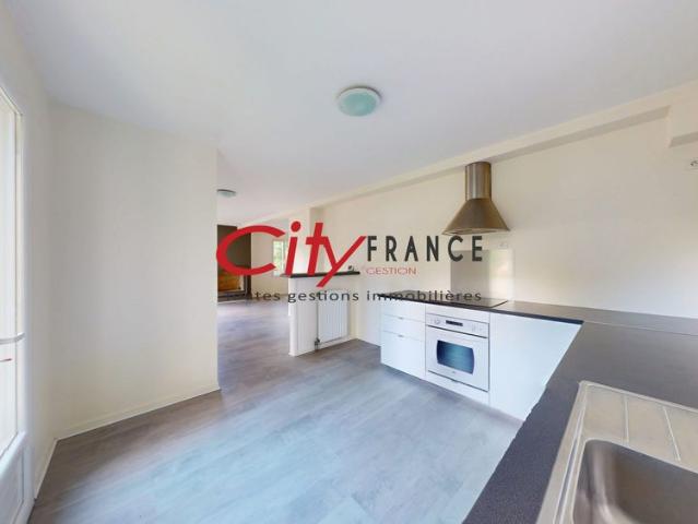 Location Maison 6 pièces 112m² VILLENNES SUR SEINE 78670