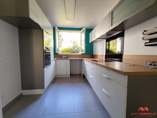 Location Maison 6 pièces 124m²