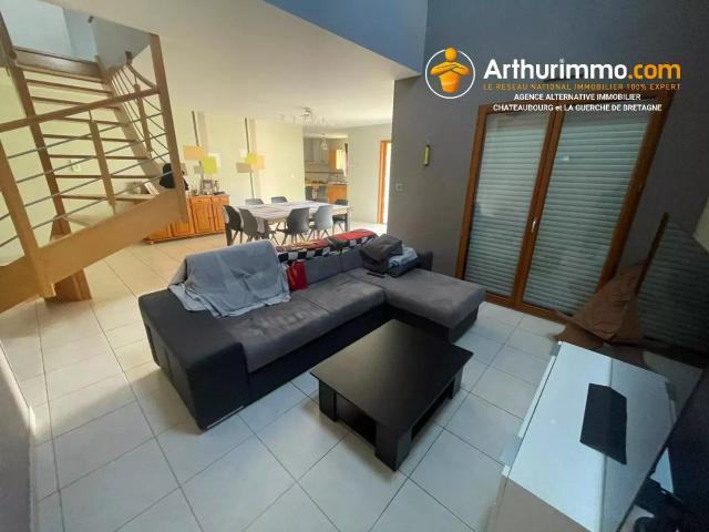 Location Maison 6 pièces 125 m2 à Rannée