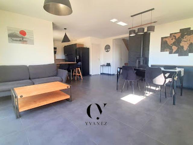 Location Maison 6 pièces 126 m2 Châteaugiron