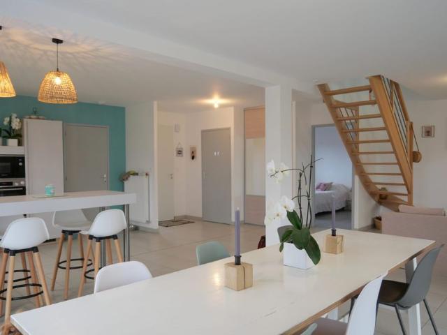 Location Maison 6 pièces 121m² GOUVILLE SUR MER 50560