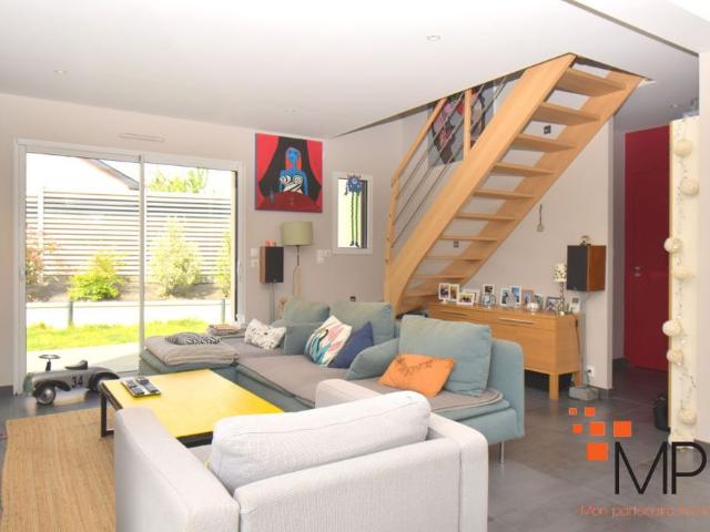 Location Maison 6 pièces 134m²