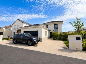 Maison 6 pièces Carrières sur Seine 137.00m² 3500€ à louer l'Adresse