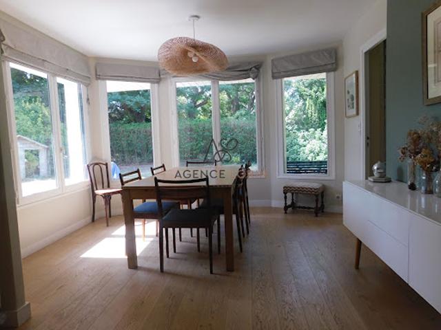 Location Maison 6 pièces 130 m2 Chatou