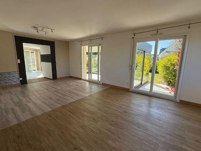 Location Maison 6 pièces 144m²