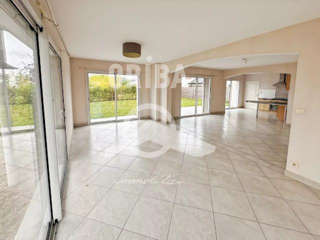 Location Maison 6 pièces 145 m2 Sautron