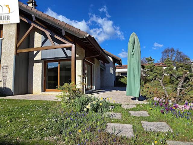 Location Maison 6 pièces 148 m2 Prévessin Moëns