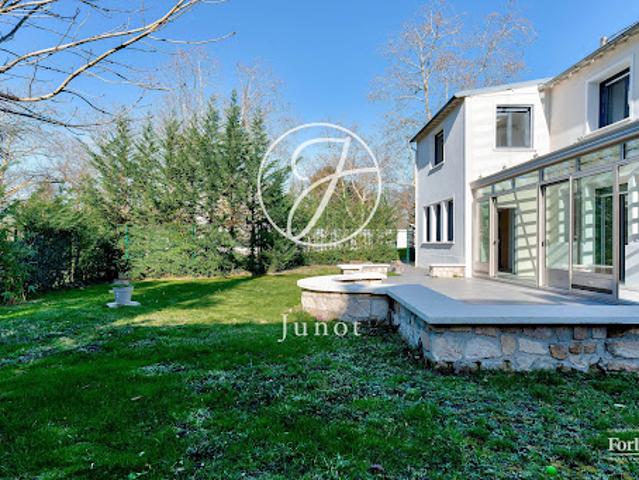 Location Maison 6 pièces 149.52 m2 Le Vésinet