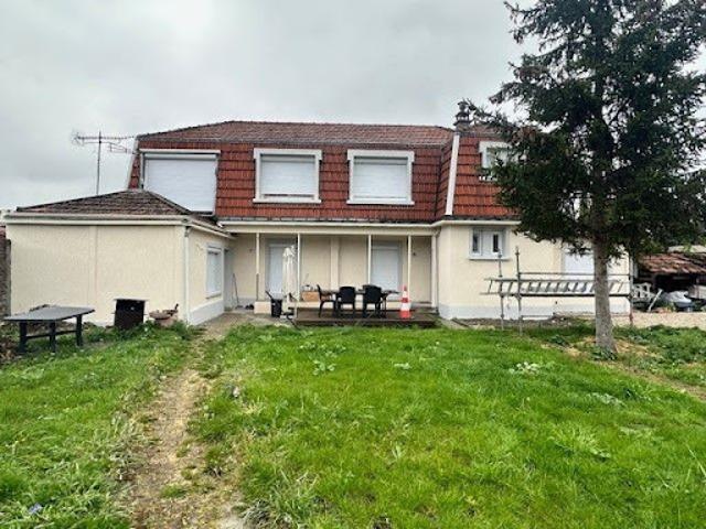 Location Maison 6 pièces 140 m2 Le Blanc Mesnil