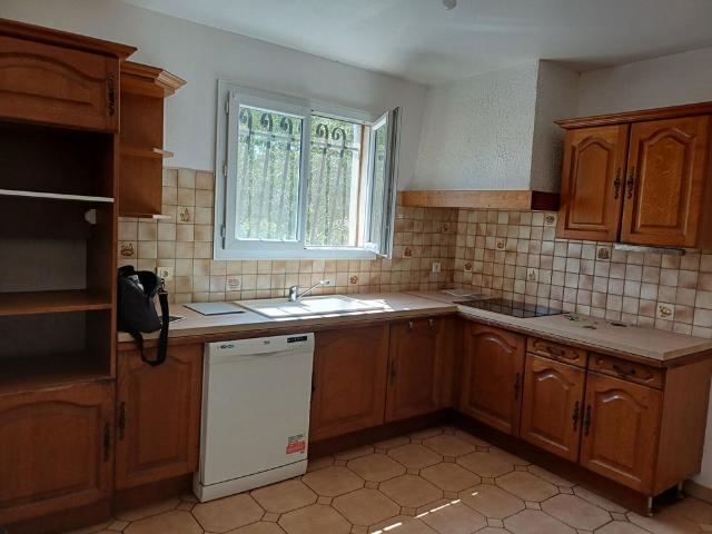 Location Maison 6 pièces 141m²