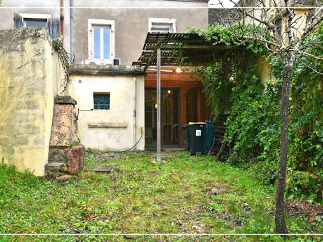 Location Maison 6 pièces 142 m2 Châteaumeillant