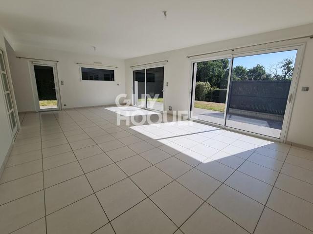 Location Maison 6 pièces 142m²