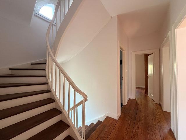 Location Maison 6 pièces 142m²