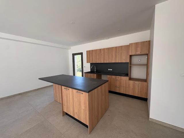 Location Maison 6 pièces 155 m2 Denicé