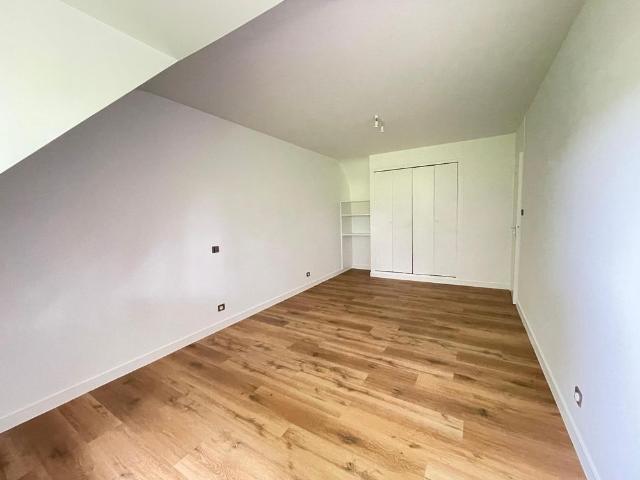 Location Maison 6 pièces 158m² AVRILLE 49240