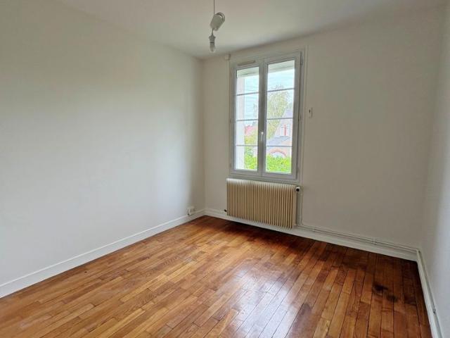 Location Maison 6 pièces 158m² CHATEAUNEUF SUR LOIRE 45110