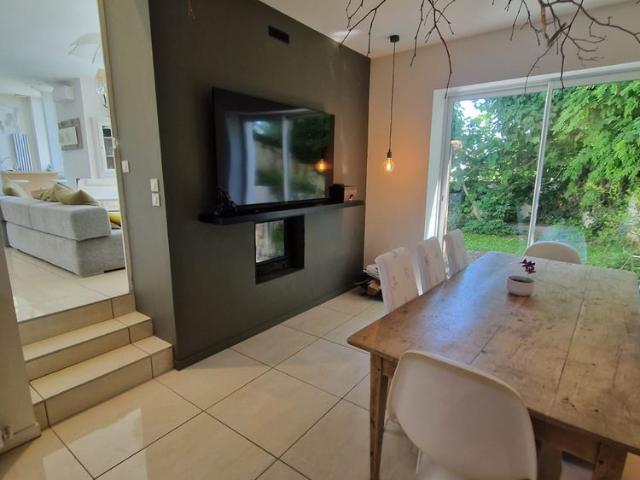 Location Maison 6 pièces 158m² NEYRON 01700