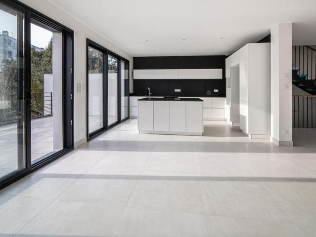 Location Maison 6 pièces 159m² NANTES 44000