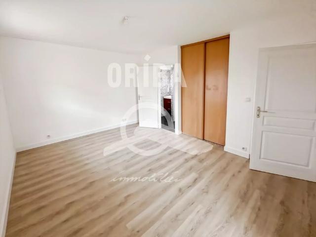 Location Maison 6 pièces 159m² SAUTRON 44880