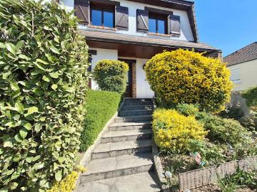 Location Maison 6 pièces 150 m2 Ormesson sur Marne