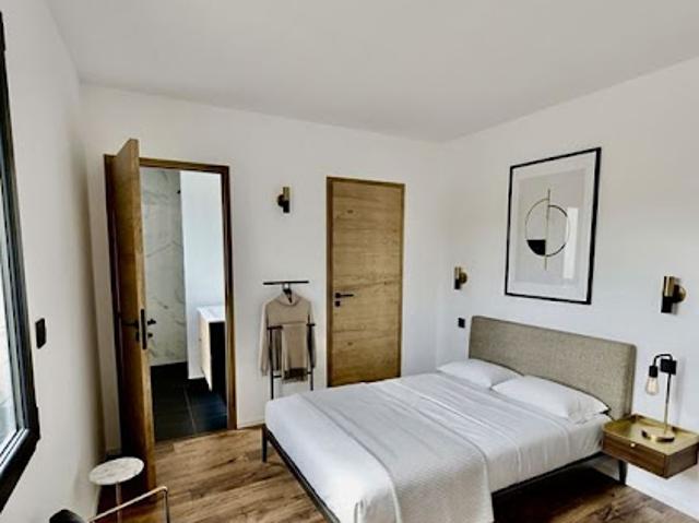 Location Maison 6 pièces 150 m2 Ecully