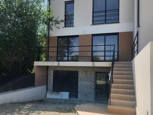 Location Maison 6 pièces 151m² VILLEBON SUR YVETTE 91140