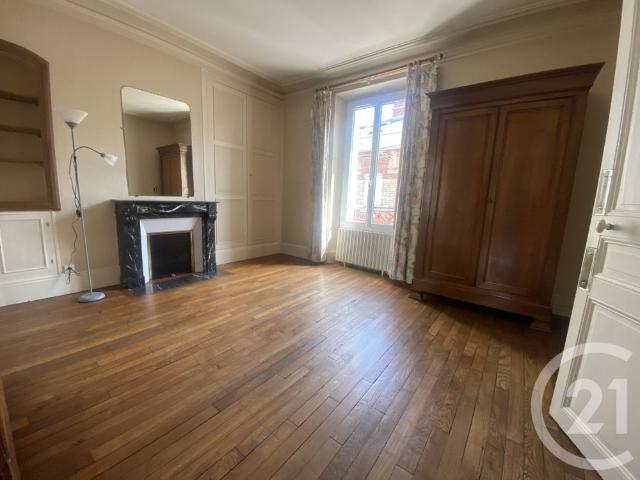Location Maison 6 pièces 153m² NEMOURS 77140