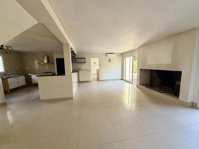 Location Maison 6 pièces 160 m2 à Brive la Gaillarde