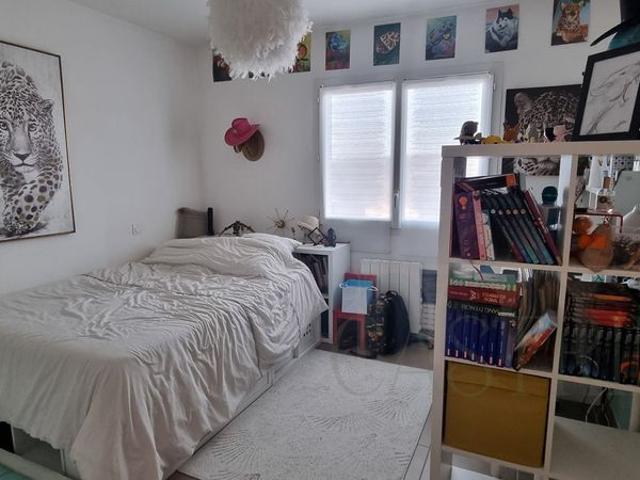 Location Maison 6 pièces 160m² SUSSARGUES 34160