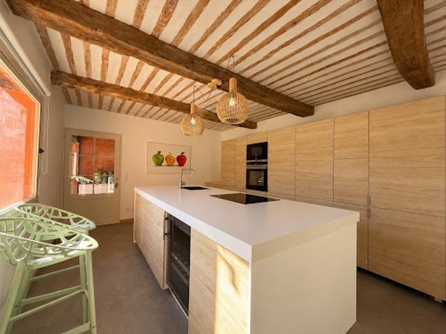 Location Maison 6 pièces 175.1 m2 Roquefort les Pins