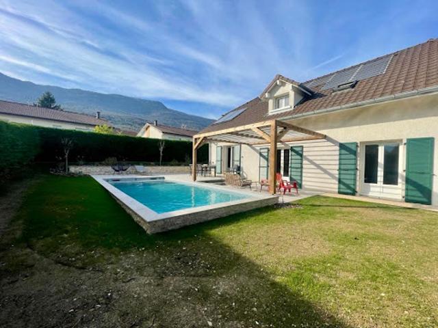 Location Maison 6 pièces 176.88 m2 Thoiry