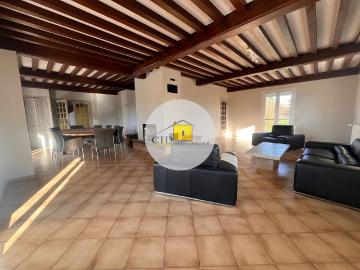 Location Maison 6 pièces 177m² TOUSSIEU 69780