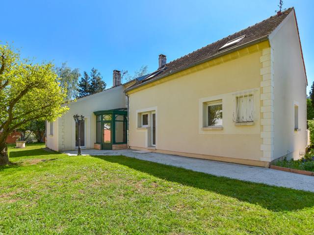 location maison 6 pièces, 170.00m², verneuil l'étang
