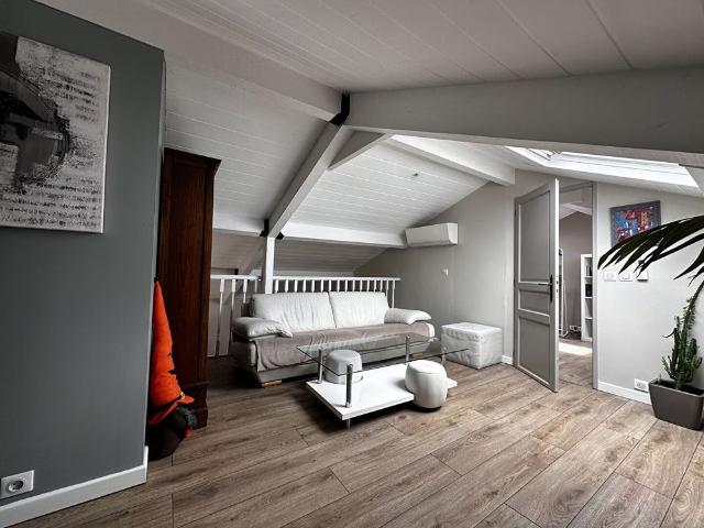 Location maison 6 pièces, 170.75m², Balaruc les Bains
