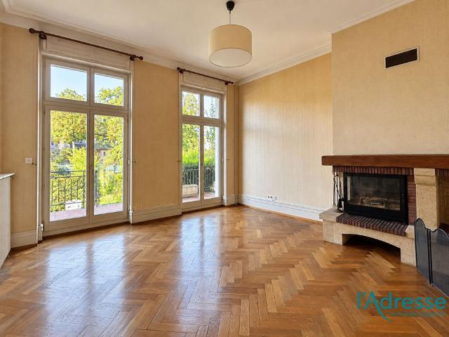 Location maison 6 pièces, 171.00m², Colmar