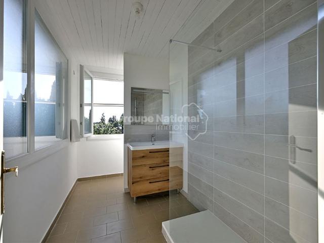 Location Maison 6 pièces 172m²