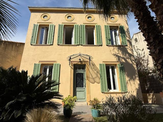 Location Maison 6 pièces 180 m2 La Seyne sur Mer
