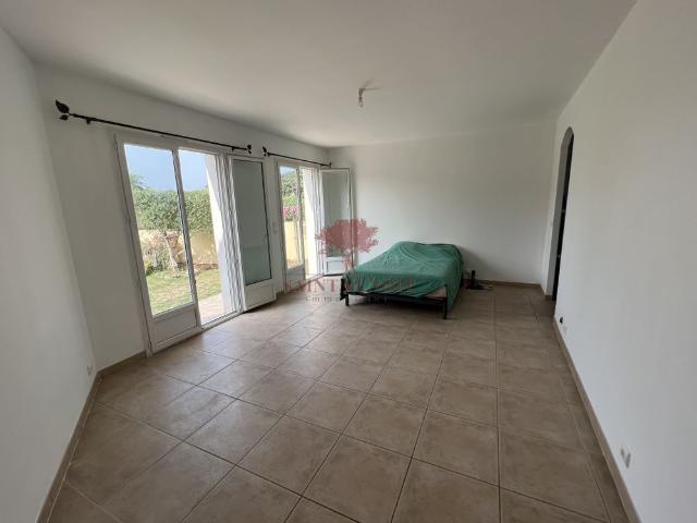 Location Maison 6 pièces 180m² LA BOISSIERE 34150